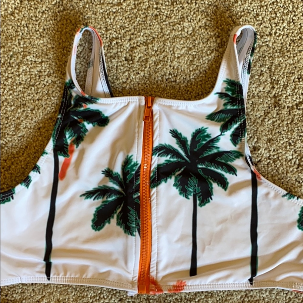Palm tree bikini - Picture 5 of 5